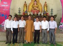 Tướng quân đội Campuchia thăm chùa ở Nghệ An
