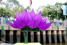 Thành phố Hồ Chí Minh: Quan Âm tu viện hạ thủy 7 đóa sen cầu vồng