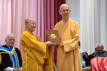 TT. Thích Nhật Từ Nhận “Giải Thưởng Nhà Giáo Dục Xuất Sắc” Từ Trường Đại Học Phật Học Quốc Tế, Thái Lan