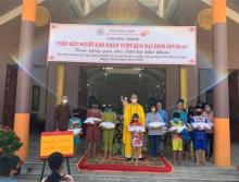 Đồng Tháp: Quỹ Đạo Phật Ngày Nay Tặng 3 Tấn Gạo Tại Chùa Quan Âm