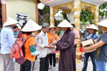 Thừa Thiên - Huế: HVPGVN tại TP. HCM trao tặng gần 700 phần quà cho bà con vùng lũ
