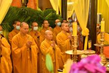 Tăng đoàn và Phật tử Chùa Giác Ngộ viếng tang HT. Thích Nhật Ấn