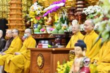 Khóa tu Tuổi Trẻ Hướng Phật: Đừng chịu đựng nỗi khổ quá lâu!