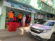 Niềm Tin Việt Nam Chiến Thắng Qua Hình Ảnh 2600 Suất Cơm Miễn Phí