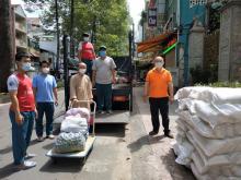Một Miếng Rau, Vạn Tấm Lòng (Hơn 5 Tấn Thực Phẩm Đã Được Tặng)