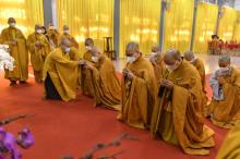 Chùm ảnh: Các phái đoàn đến dâng hương, đảnh lễ Giác linh đức Pháp chủ GHPGVN – Đại lão Hòa thượng Thích Phổ Tuệ tân viên tịch tại trụ sở văn phòng 2 Trung ương GHPGVN