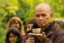Đường Xưa Mây Trắng Bạt Ngàn
