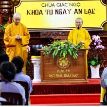 Quà tặng đặc biệt của Thượng tọa Thích Phước Hạnh từ Hoa Kỳ trở về
