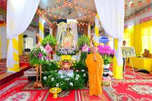 TT. Thích Nhật Từ cùng Tăng đoàn chùa Quan Âm Đông Hải viếng Lễ tang Trưởng lão Hòa thượng Dương Nhơn - Phó Pháp chủ GHPGVN tại chùa Chanđa Sophone Prếk On Đơk