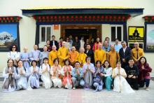 ĐOÀN PHẬT GIÁO VIỆT NAM THĂM THƯ VIỆN CÔNG TRÌNH VÀ LƯU TRỮ TÂY TẠNG