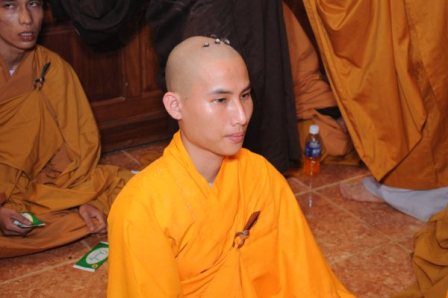 Đăng đàn thọ giới Bồ Tát