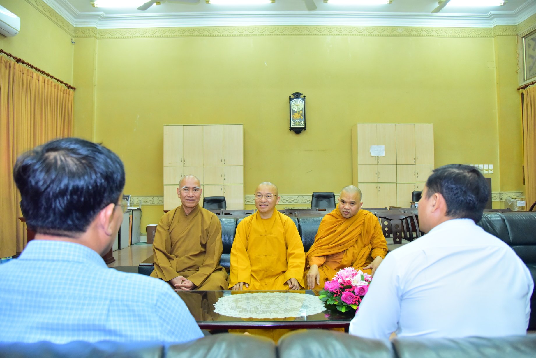 Ban Tôn giáo TP.HCM thăm chúc tết Học viện Phật giáo Việt Nam tại TP.HCM và Viện Nghiên cứu Phật học Việt Nam